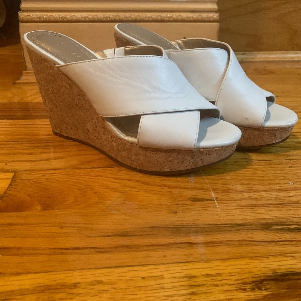 Adrienne Vittadini white platform shoes size 6.5